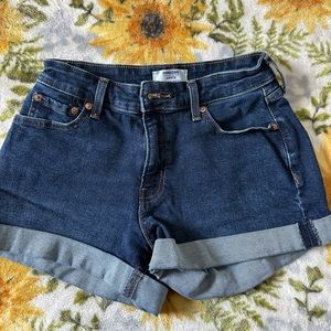 Denizen from Levi High-Rise Shorts Size 2 W26
